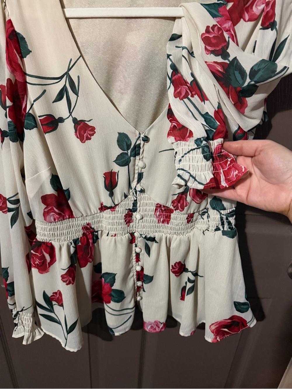 torrid Cream Blouse with Red Rose Print